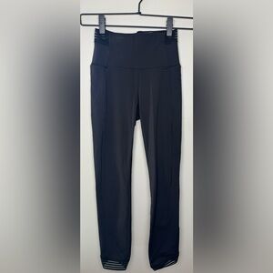 Lululemon Women’s Find Focus 7/8 Tight Leggings  *25" in Black